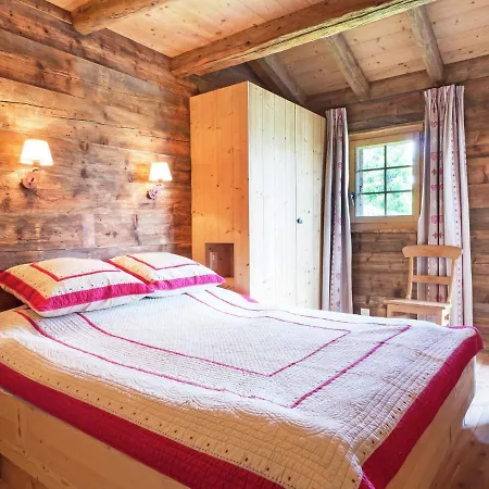 Cozy Chalet Near Ski Area In Heremence Horská chata *